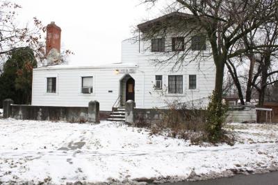 Exterior Photographs of the Kneseth Israel Synagogue (Cincinnati, Ohio) Building on Kenova Ave, later occupied by the Beth Bevillah Mikveh Society and Beth Israel Congregation