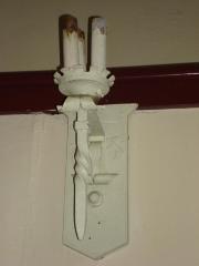 Pictures of Judaica Wall Sconces at Forest Avenue Synagogue (Cincinnati, Ohio)