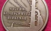 Medal Commemorating 60th Anniversary of the Liberation of the Concentration Camp Auschwitz - Birkenau