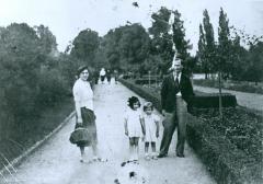 Photo of Kaiser Family in Frankfurt, Germany