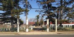 Pictures of the Entrance to the Kneseth Israel Congregation Cemetery in Cincinnati, Ohio - Consecrated in 5683 - 1923